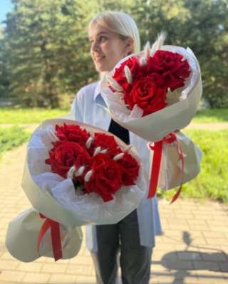 Цветочный магазин «Разноцветы» - срочная доставка цветов в Калининграде