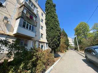 Квартира в Севастополе (50 лет СССР пл.)