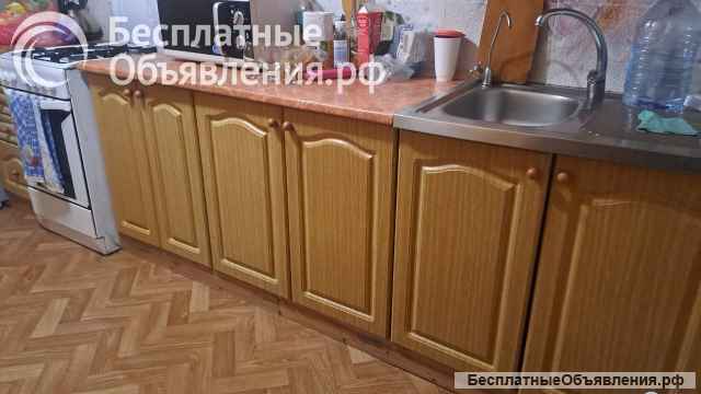 Кухня б/у 2,6 м цвет ольха