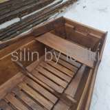 Лодка деревянная с рундуком