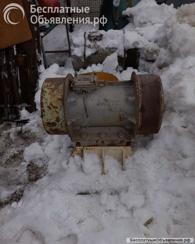 Вибродвигатель