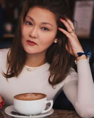 Я не психолог, не занимаюсь терапией, я человек, который умеет слушать