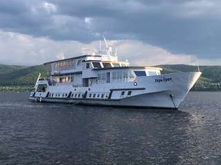 Корпоративные выезды на теплоходах и плавдомах - Море впечатлений для вашей команды