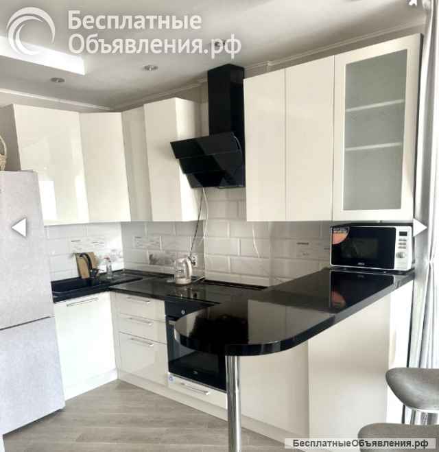 Сдается 1к.кв. 50м. улица Героя Хабибуллина. Ремонт современная мебель, бытовая техника, рядом школ