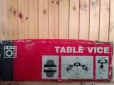 Тиски поворотные настольные TOP TOOLS