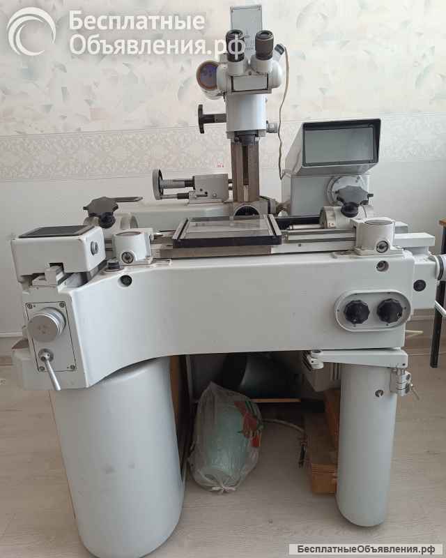 Оптико-механическая машина (Изм-1) и уим-23