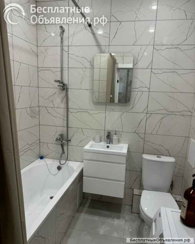 Сдается 1к.кв.33м. студия улица Академика Фёдорова. Современный ремонт, мебель, бытовая техника для