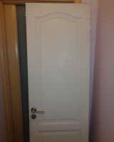 2 нат. двери для ванной и туалета 200 х 63 см