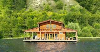 Аренда дома на воде дебаркадера