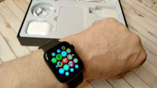 Умные часы в наборе аксессуаров 6 в 1