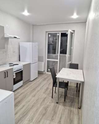 Сдается 1к.кв. 40м. улица Валерия Вишневецкого. Ремонт, вся необходимая мебель, бытовая техника для