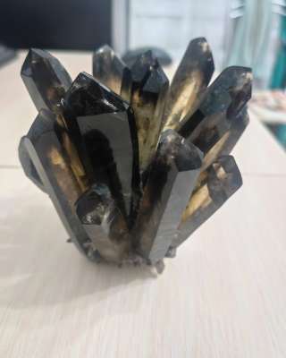 Друзы кварца натуральные в ассортименте