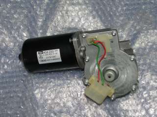 Электромотор стелоочистителя MB Actros -03 A0058202142 Mercedes