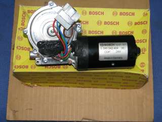 Электродвигатель стеклоочистителя 0390242404 Bosch
