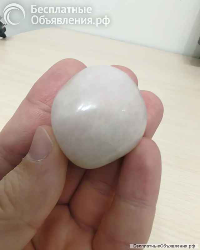 Розовый кварц галтовка