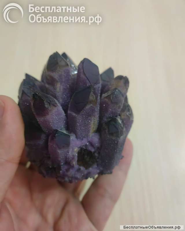 Друзы кварца натуральные в ассортименте