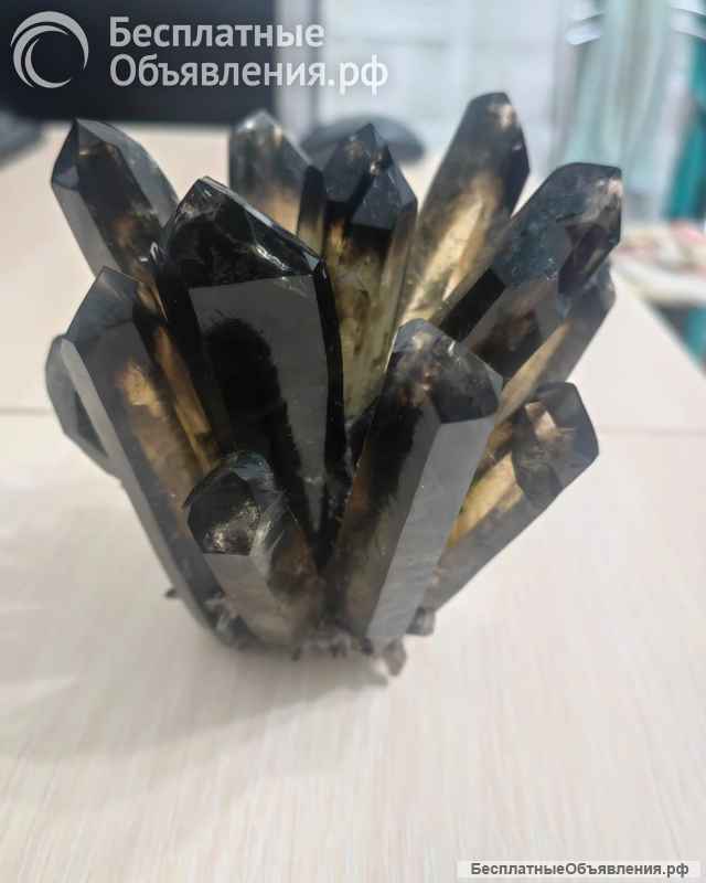 Друзы кварца натуральные в ассортименте