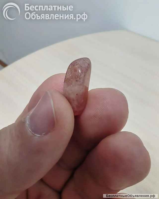 Авантюрин красный галтовка