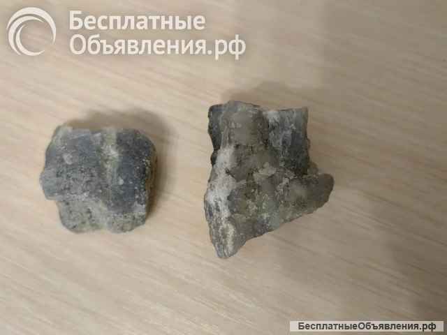 Иолит кусочек природный