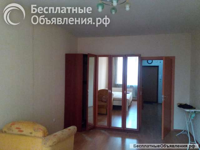 Сдам большую однокомнатную квартиру в новом доме