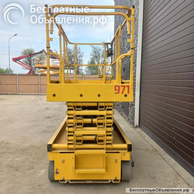 Ножничных подъёмников - Купить самоходный подъёмник (электро -дизель), бу