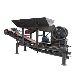 Мобильная щековая дробилка с бункером загрузки PE150x250