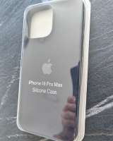 Прозрачный чехол на iPhone 16 Pro