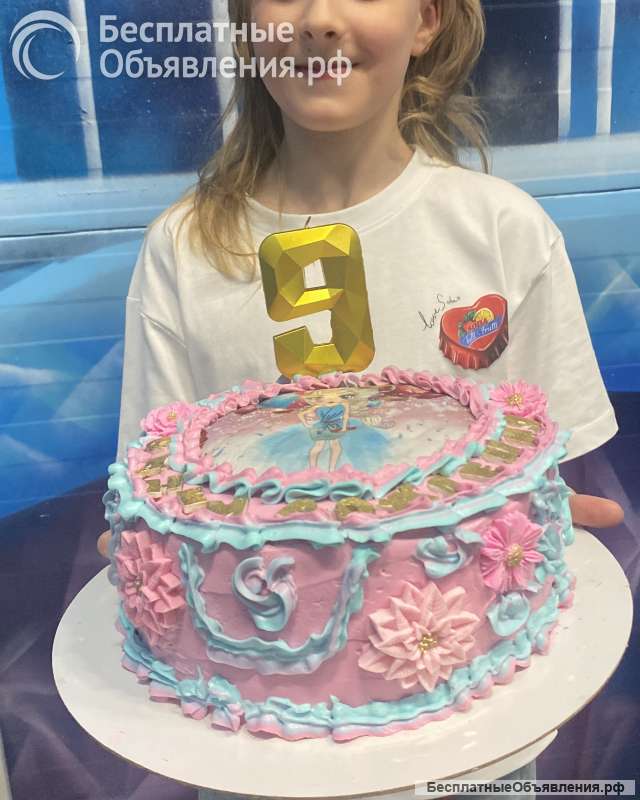 Требуется продавец-консультант в магазин товаров для кондитеров Кондитеру. РФ