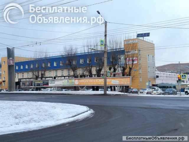 Офис 38,4 м² с мебелью и оргтехникой на Калинина