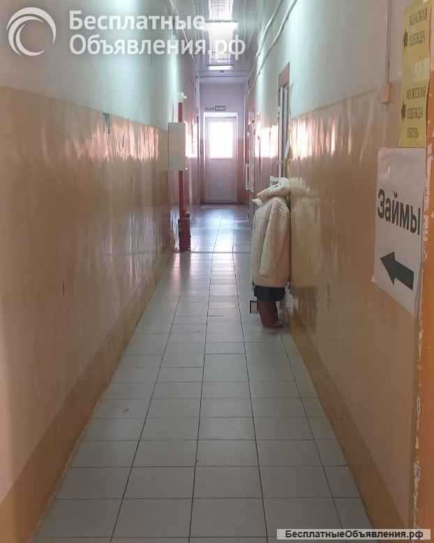 Здание свободного назначения с земельным участком