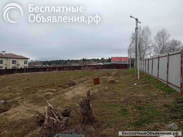 Земельный участок у реки