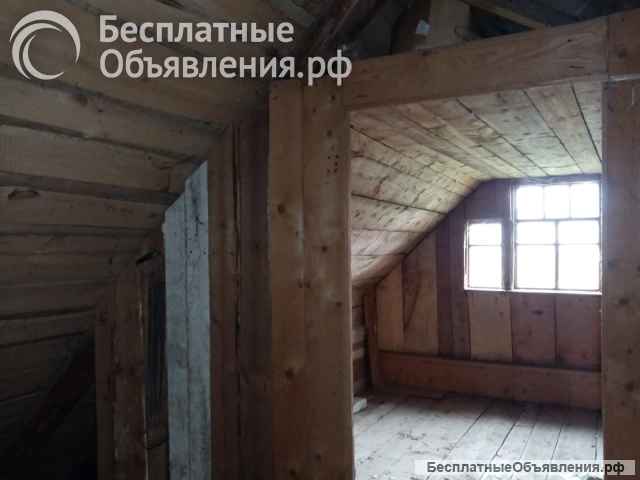 Зимний бревенчатый рубленный дом