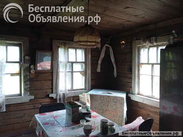 Зимний бревенчатый рубленный дом