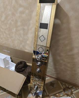 Многофункциональная душевая панель