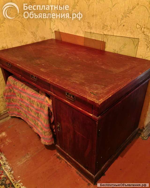 Старинный письменный стол 19 вeк
