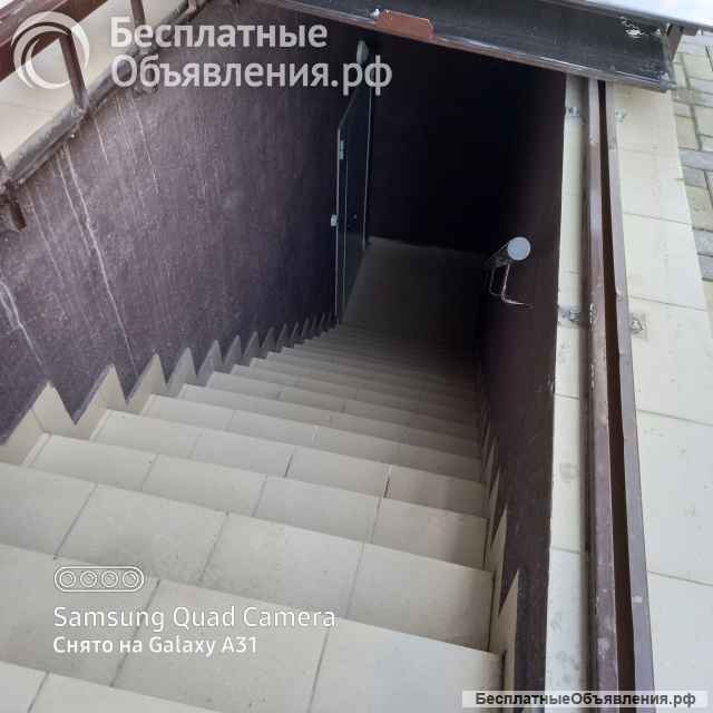 Сдается два цокольных помещения