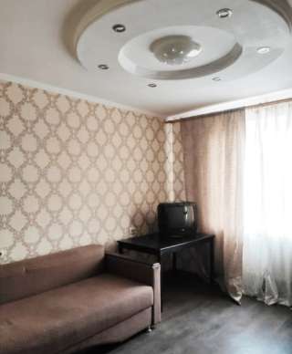 Сдаю 1 ком квартиру ост Золотой Вавилон