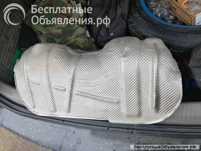 Экран тепловой для Рено Сандеро 1 поколение 8200734096