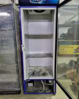 Холодильный шкаф для напитков б/у
