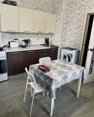 Сдаётся 1к. кв. 40м. улица Покрышкина. Ремонт, для комфортного проживания имеется вся необходимая ме