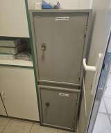 Мебель офисная и для аптеки БУ