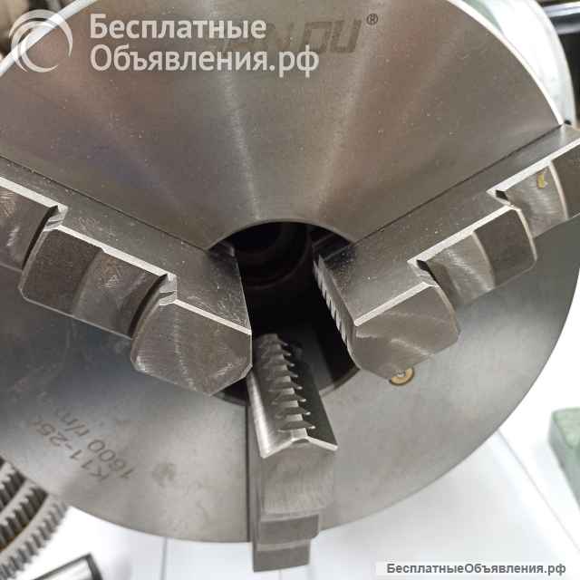 Универсальная делительная головка УДГ Д-400 (F11200A)