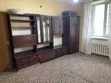 2 комн. кв. 51,8 кв. м, потолки 3,2 м, теплая и сухая.