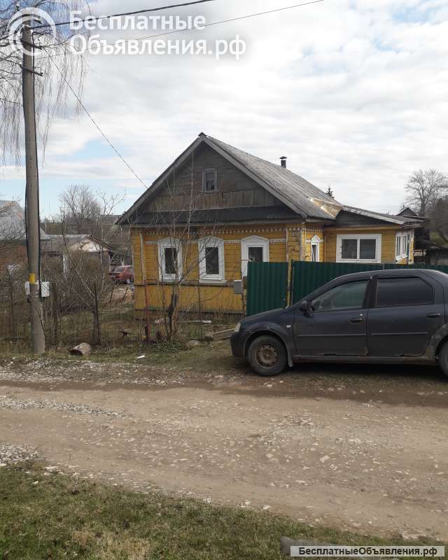 Дом с земельным участком