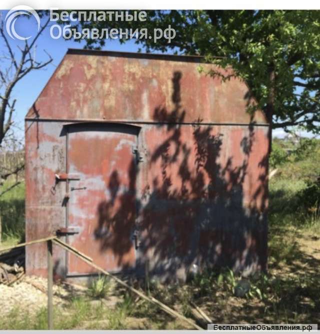 Металлический дачный домик