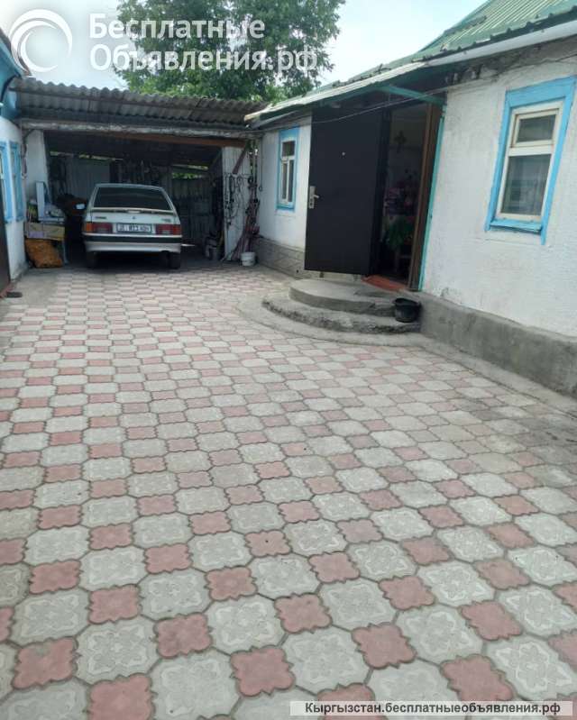 Дом, в центре города Токмок, бп