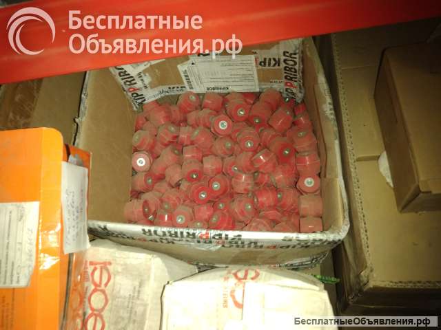 Изолятор шинный ISBK3890, изготовитель ДКС