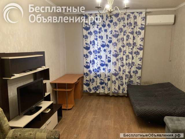 1-к, Коммунистическая-11, Центр