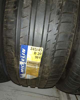 Шины Michelin Latitude 245/45 R20 (новые)