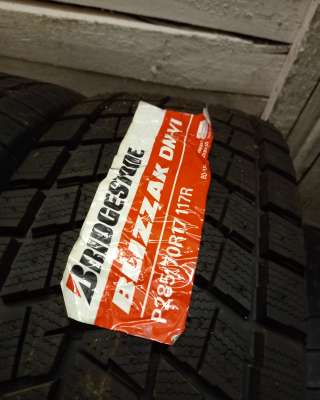 Шина Bridgestone Blizzak 285/70 R17 (новое) 1 шт в наличии